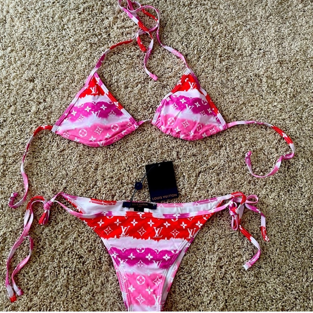 💕Louis Vuitton Bathing Suit💕